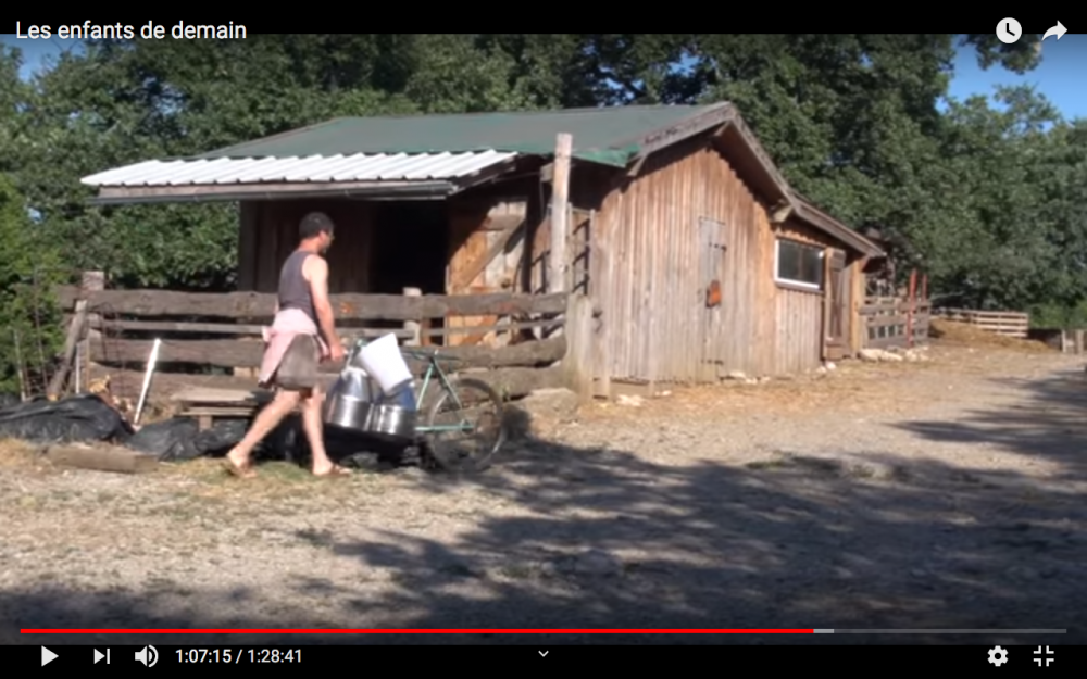 Brouette vélo, hameau des buis | 