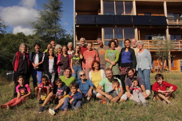 écoravie, photo de famille | écoravie, photo de famille, habitat participatif